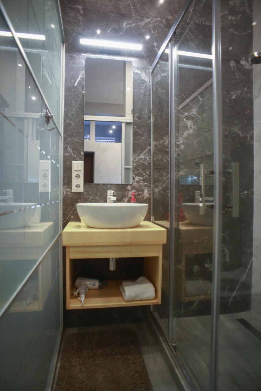 Leogrand Apartment On Drohobycha 4 Lvov Exteriér fotografie